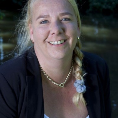Els Voort, van de