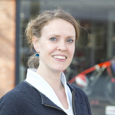 Monique van den Hoogen